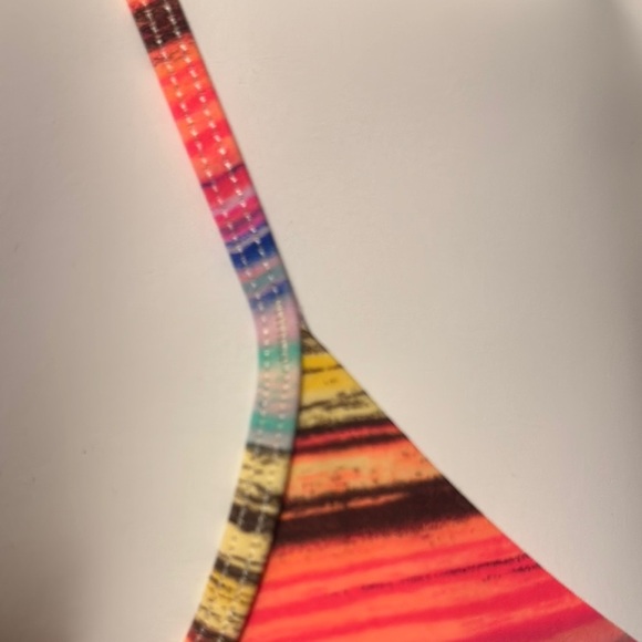 Eidon Striped Bikini Set - Picture 5 of 6